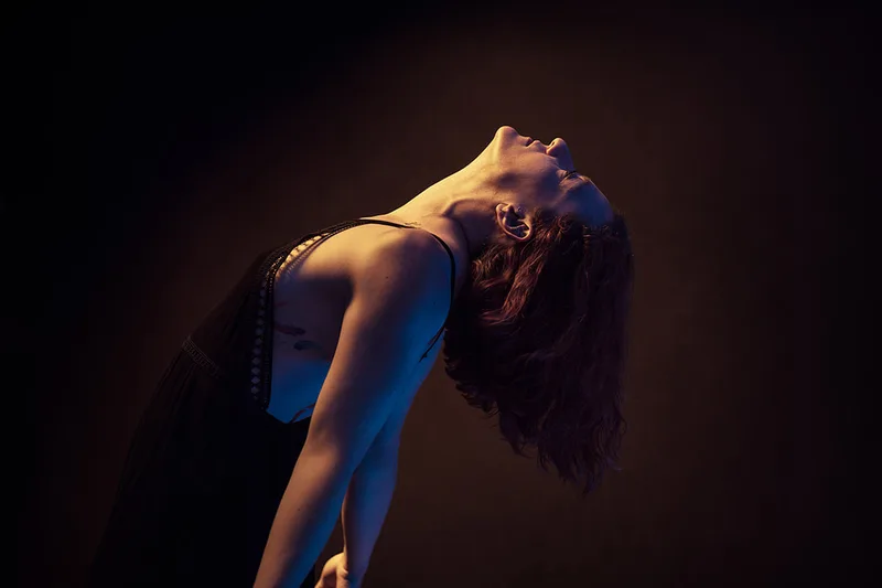 danseuse-couleurs-chaud-froid-transporte-philippe-martz