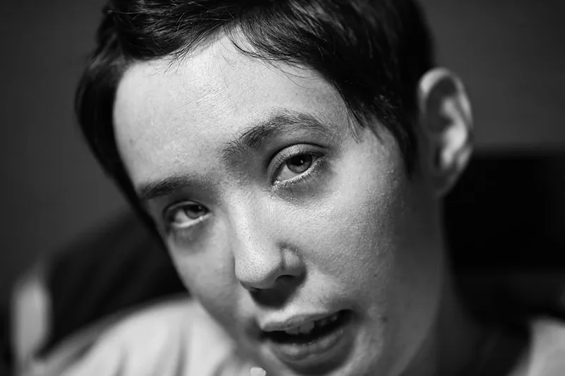 portrait-mas-regard-emotion-handicap-sourire-philippe-martz