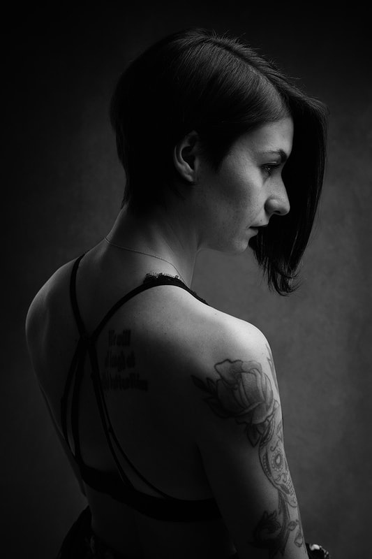 femme-sensuelle-tatouage-tattoo-philippe-martz